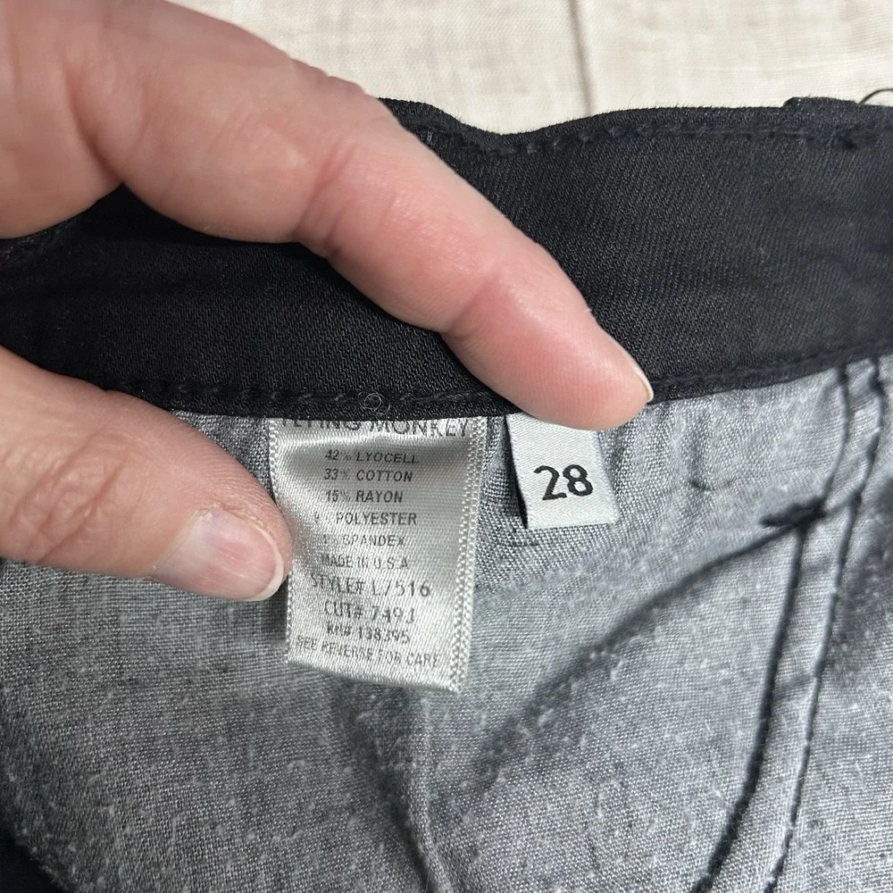 Flying Monkey Skinny Jeans Black Size 28